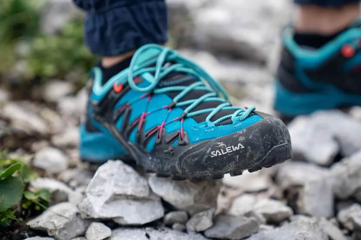 Scarponi da montagna: la guida esperta per non sbagliare mai