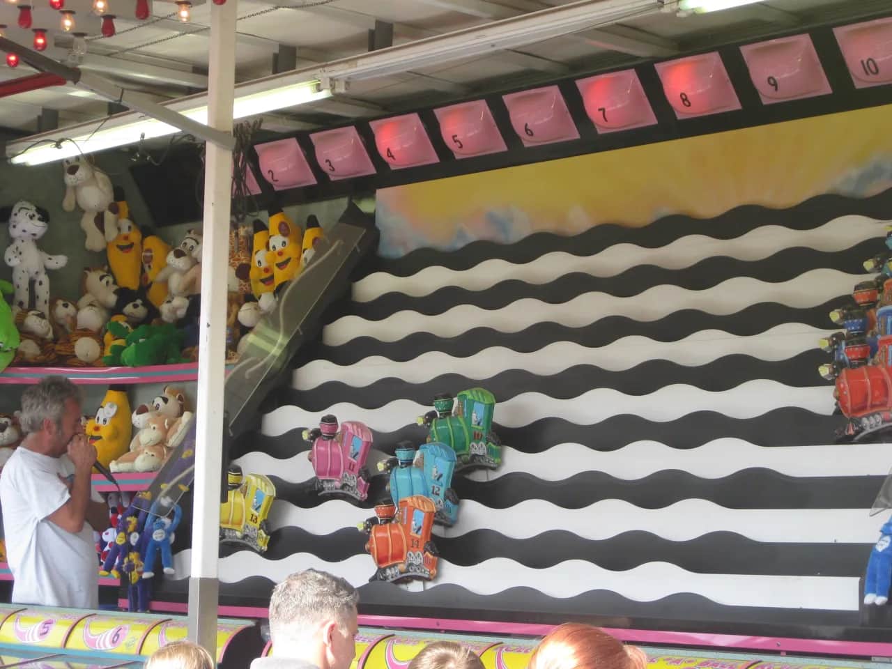 Come vincere ai giochi a bersaglio del luna park? Scopri i trucchi!